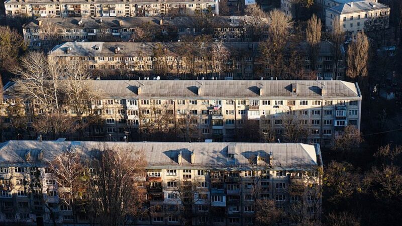 Що робити із застарілим житлом?